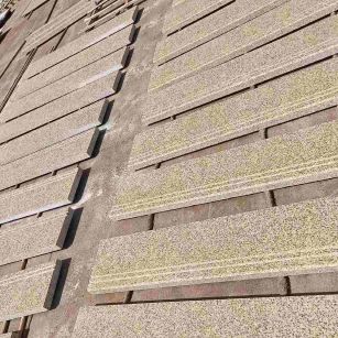 铜川 黄金麻花岗岩光面楼梯踏步