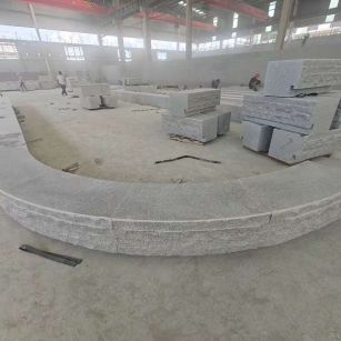 铜川 芝麻白异形坐凳，自然面光面弧形加工