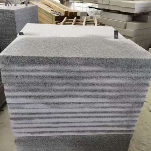 铜川 芝麻白5公分火烧地铺成品，900*400，规格可定制