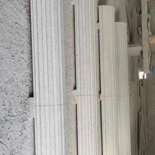 铜川 花岗岩厂家带你看白麻花岗岩门楼大柱柱皮