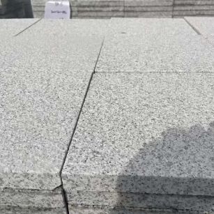 铜川 白麻花岗岩石材推荐 荔枝面地铺石