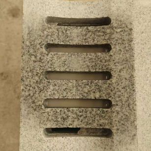 铜川 芝麻白拉丝面花岗岩U型开槽排水槽