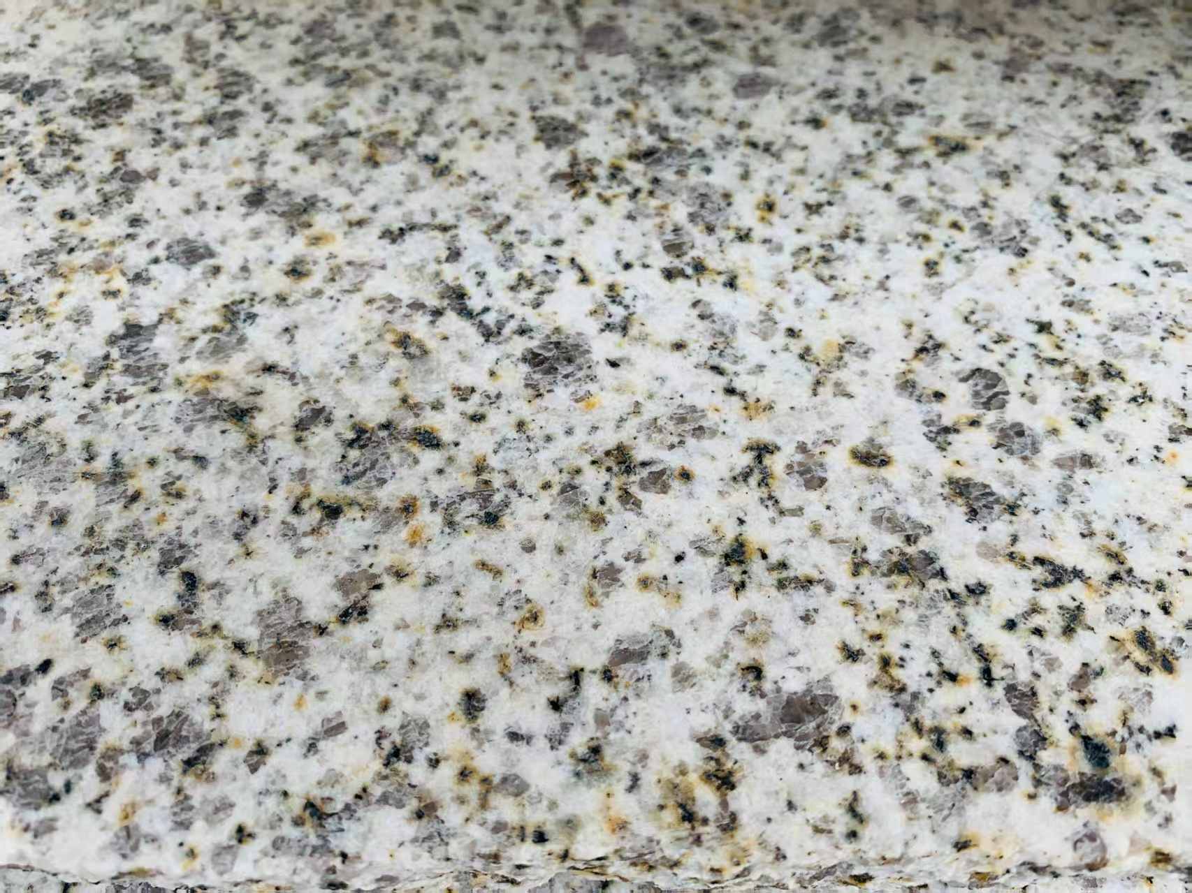 铜川 黄金麻花岗岩石材浅黄光面