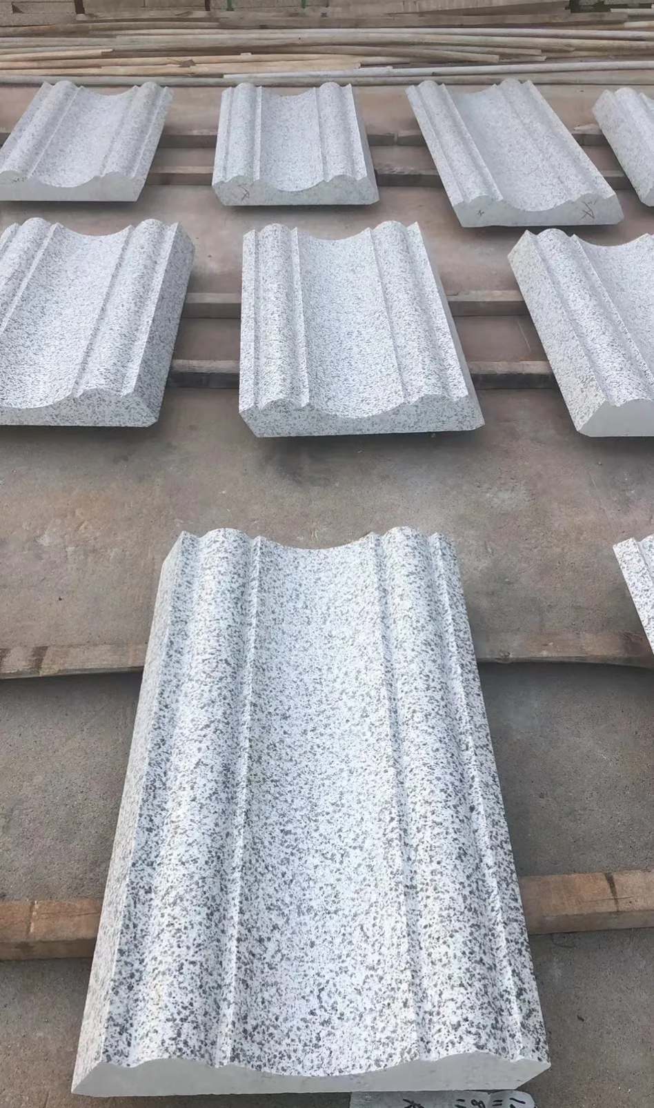 铜川 白麻花岗岩光面别墅线条