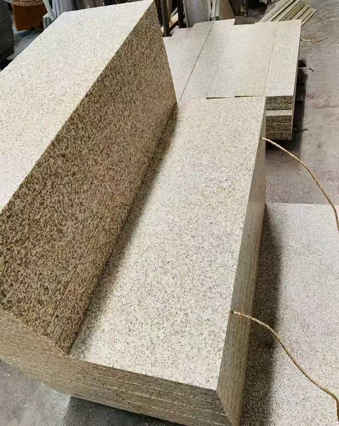 铜川 黄金麻荔枝面外墙干挂成品