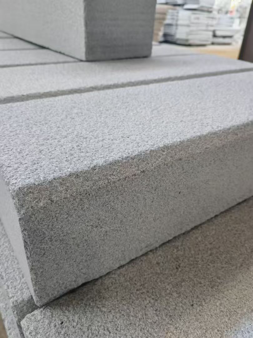 铜川 芝麻灰荔枝面路沿石