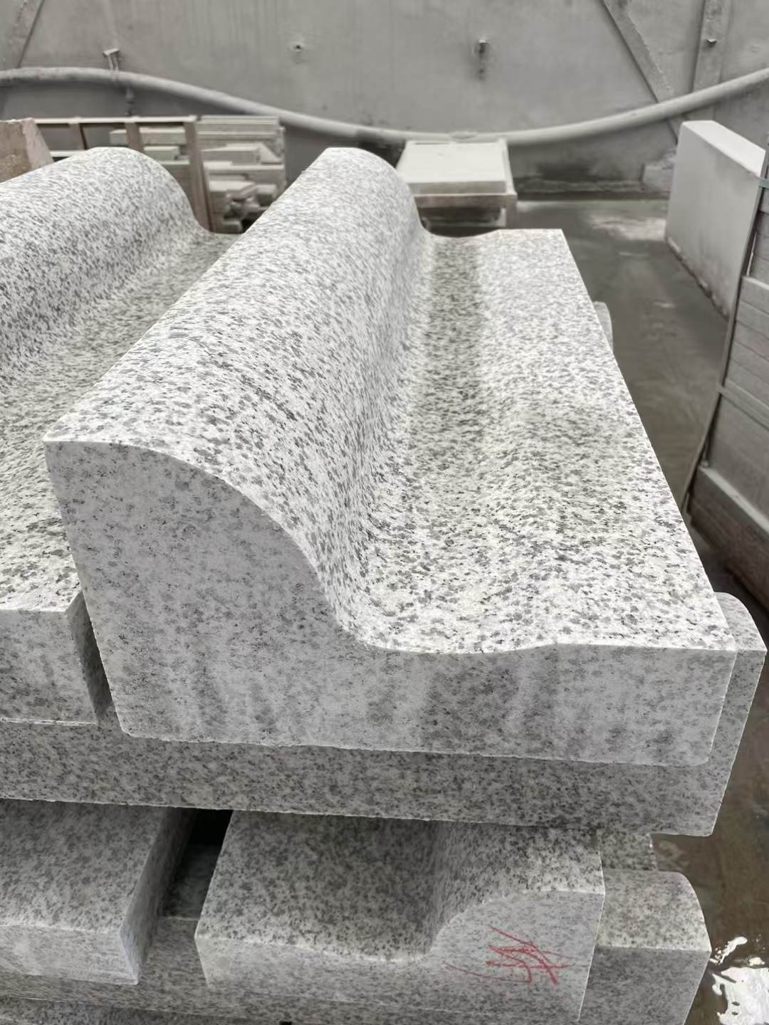 铜川 白麻花岗岩S型路沿石，路侧石，马路牙子等