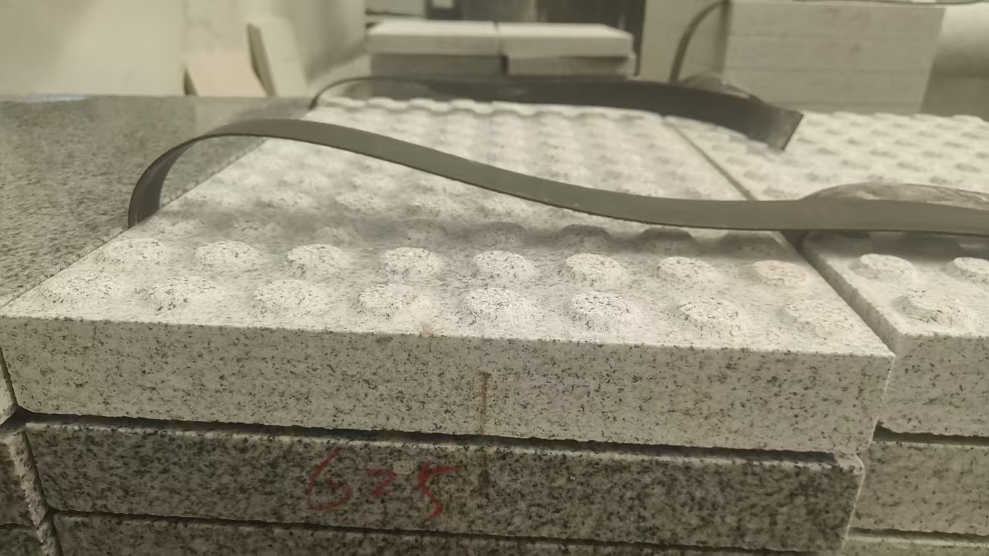 铜川 芝麻白花岗岩6.0公分荔枝面五轴加工雕刻盲点