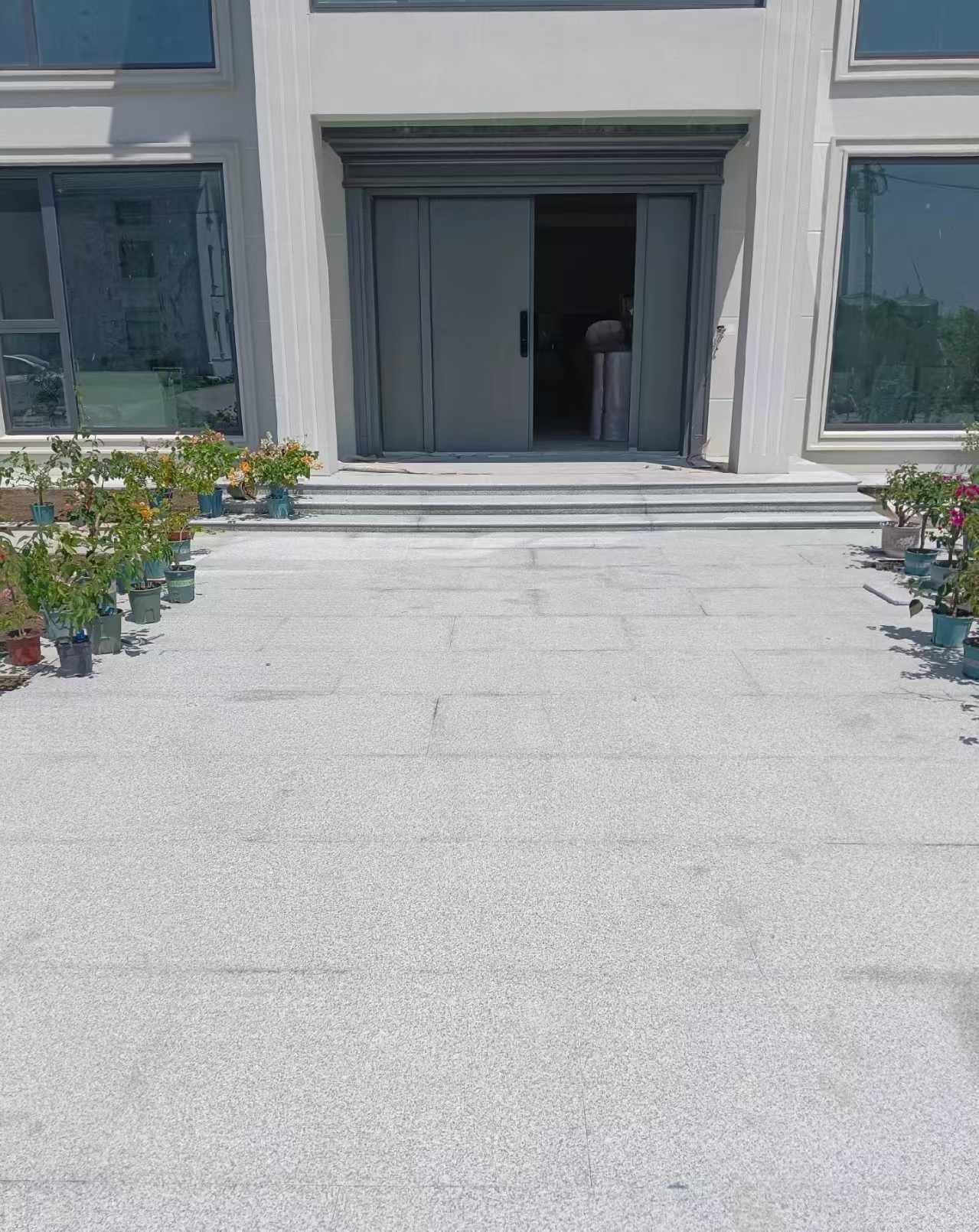 铜川 芝麻白花岗岩地铺石地面铺装