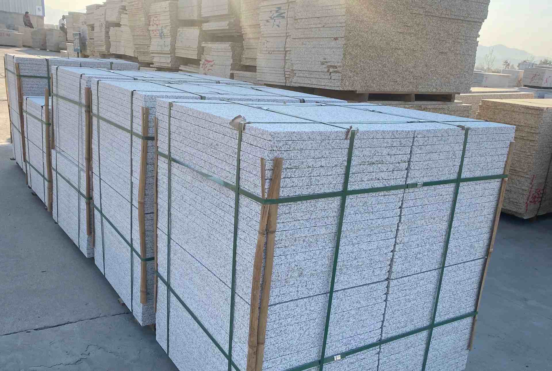 铜川 白麻花岗岩荔枝面地铺石