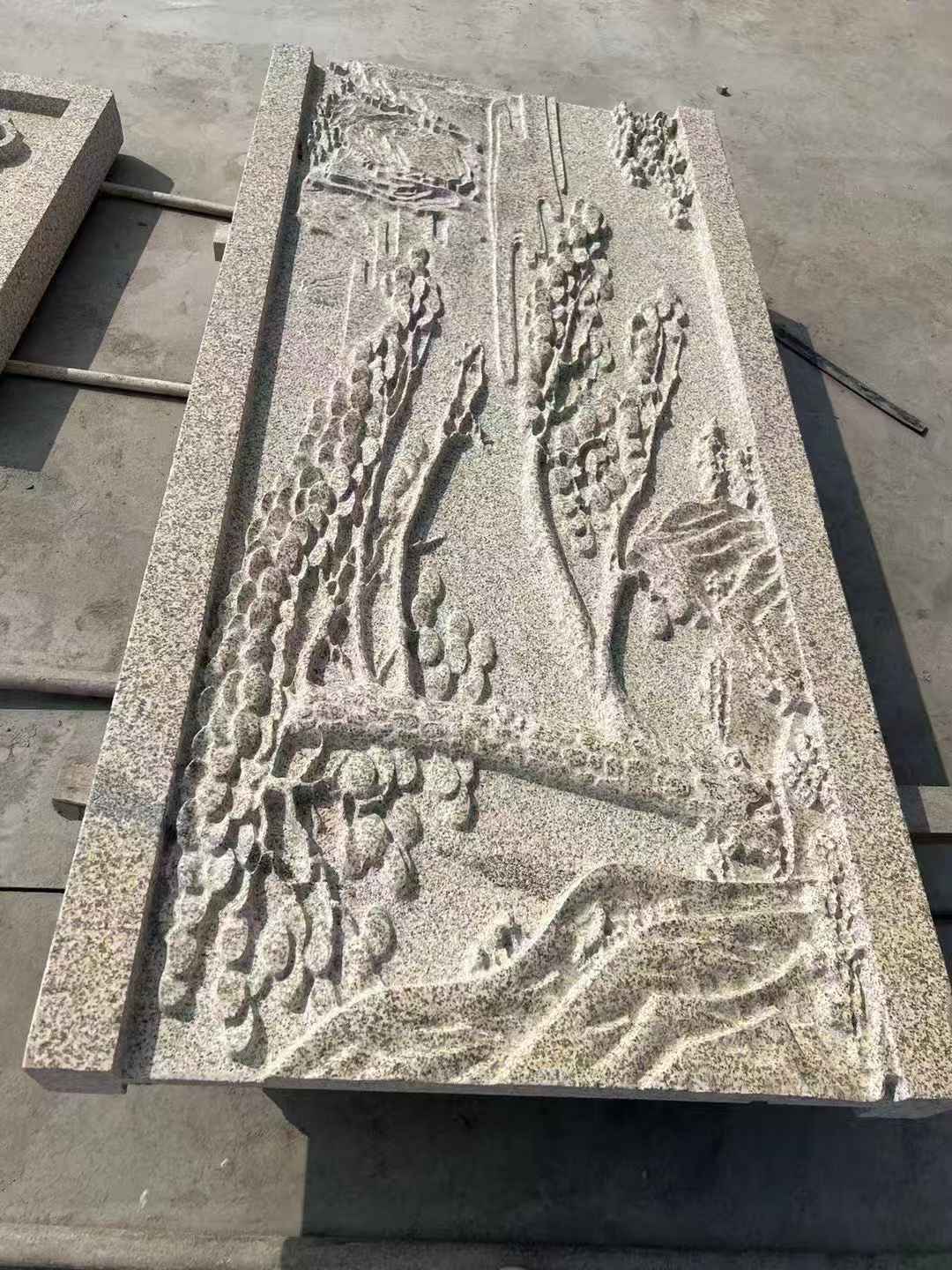 铜川 黄金麻雕刻板浮雕迎客松