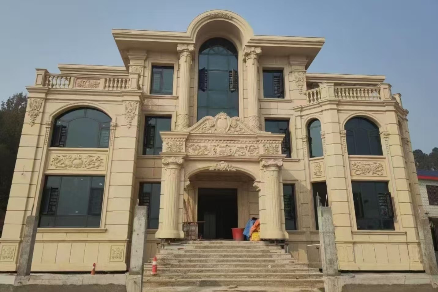 铜川 黄金麻花岗岩别墅外墙干挂